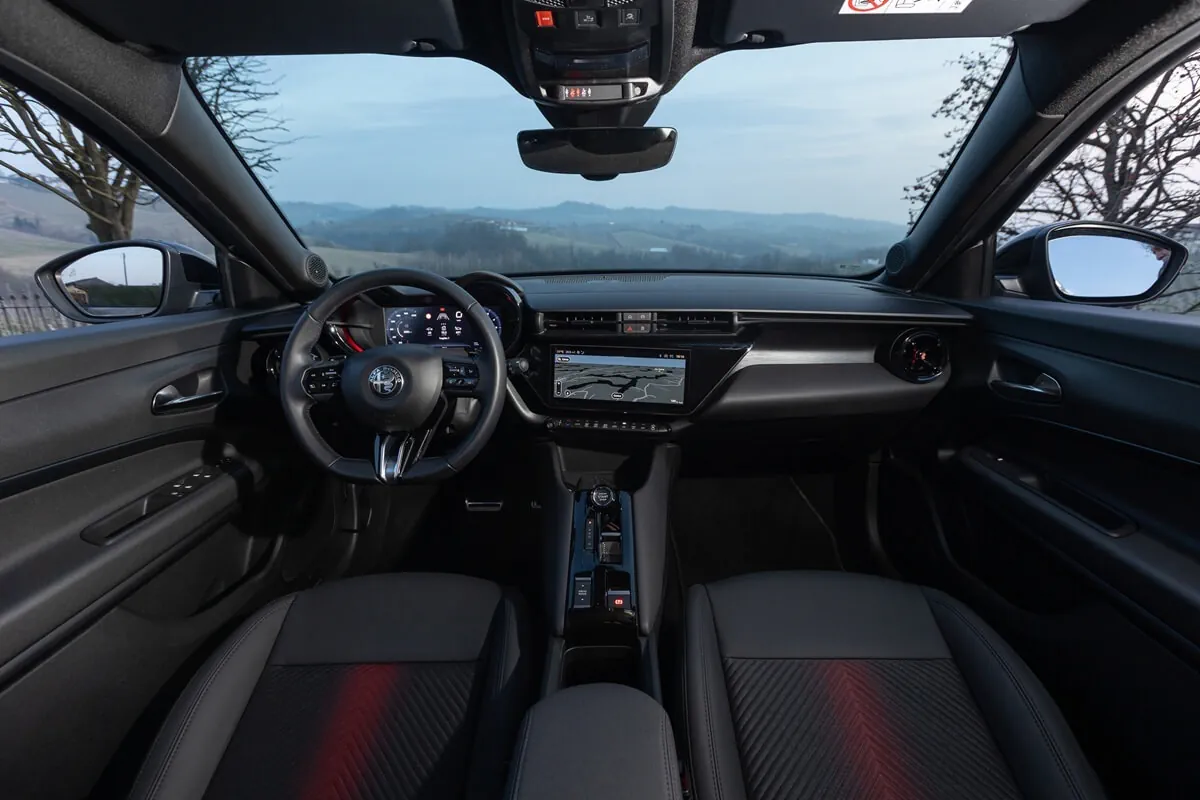 Alfa Romeo Junior (2025)