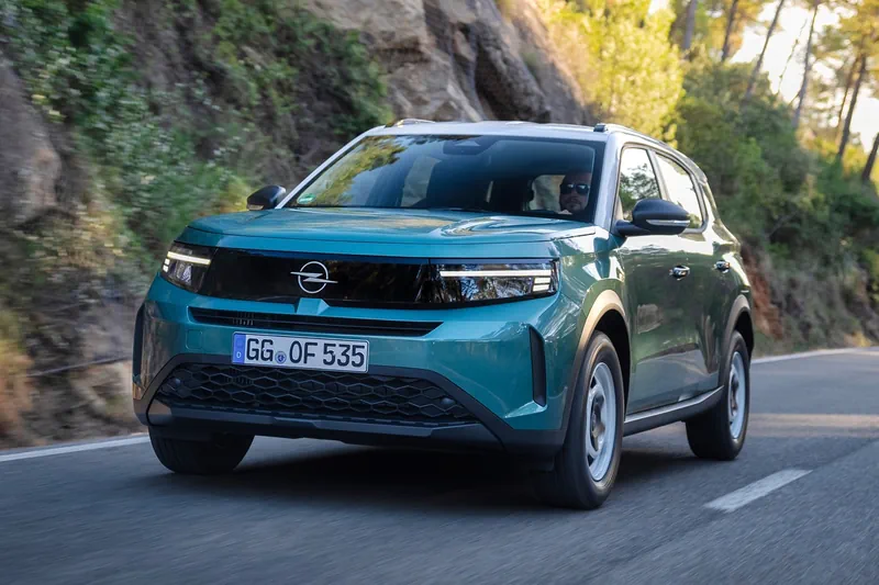Test Opel Frontera Hybrid: deze SUV komt op een ideaal moment