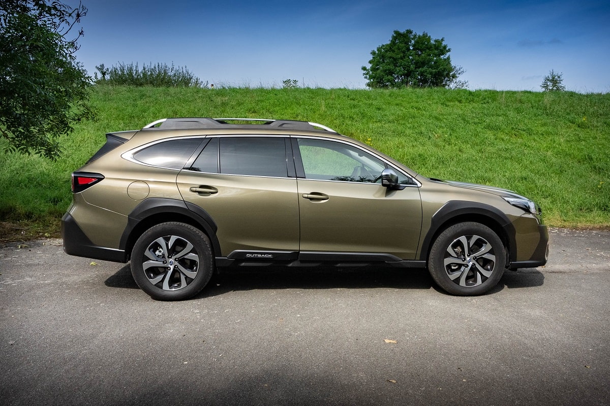 Rijtest Subaru Outback Premium (2021)