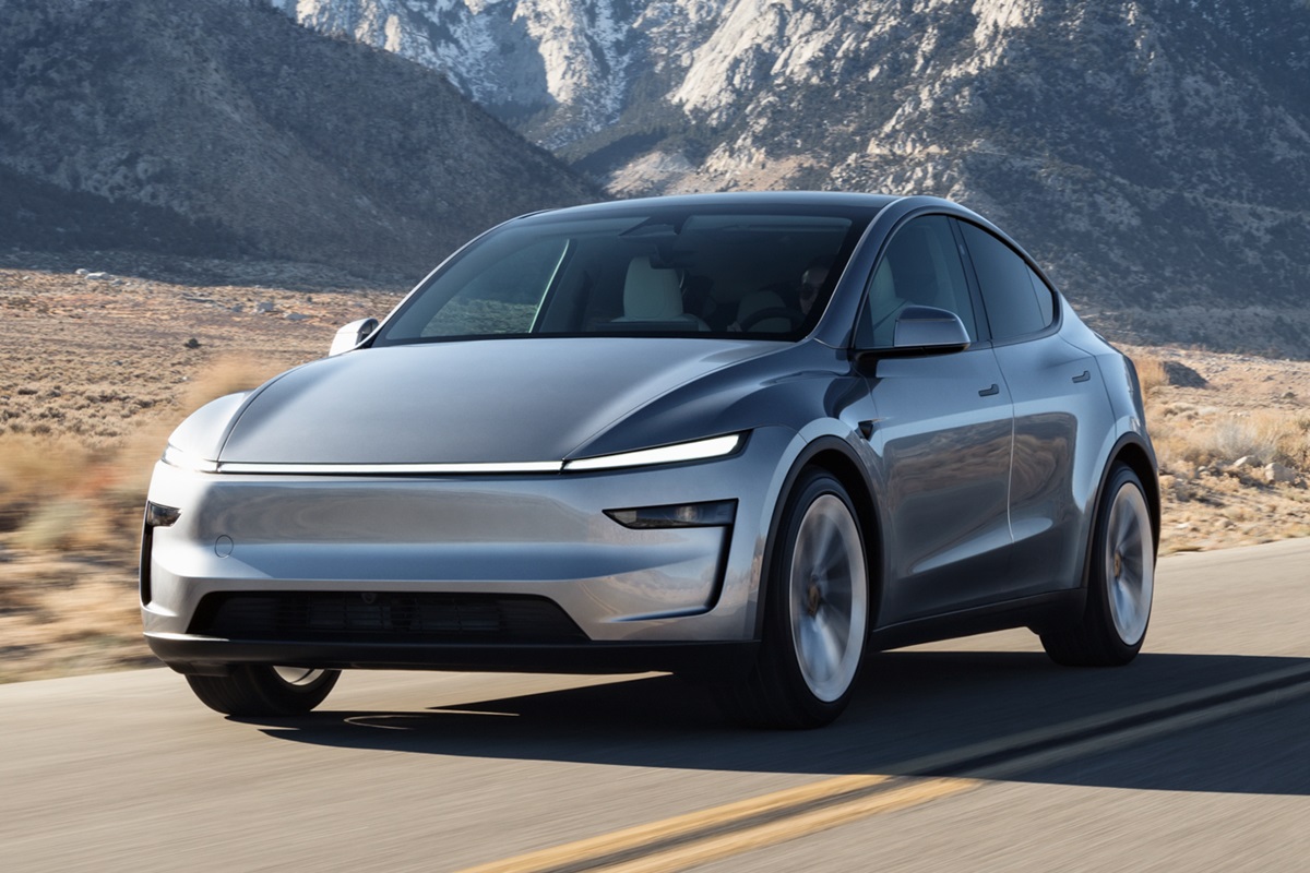 Tesla Model Y 2025