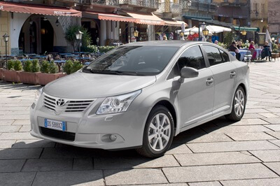 Toyota Avensis 2009–2012