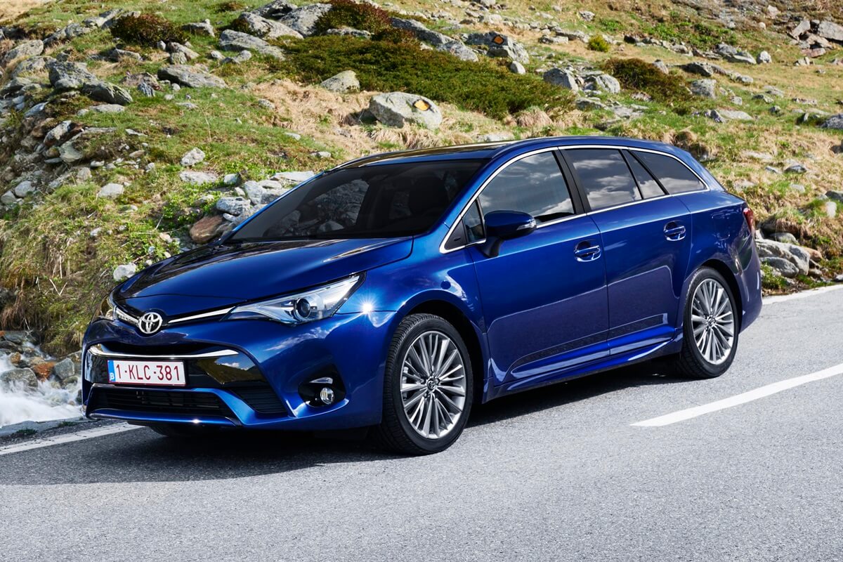 technische daten Toyota Avensis Touring Sports 2025