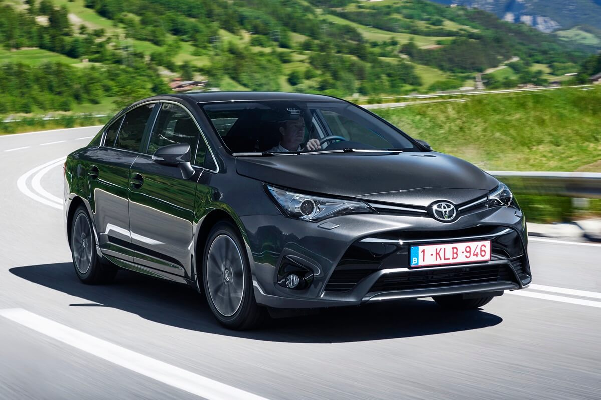 Toyota Avensis 2015-2018 exterieur voorzijde