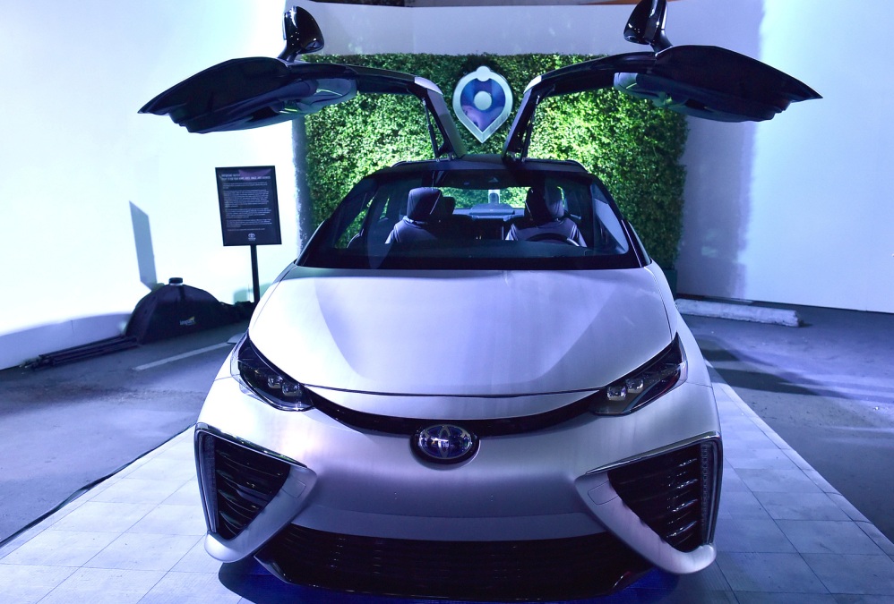 Toyota bouwt unieke Mirai Concept ter ere van Back To The Future