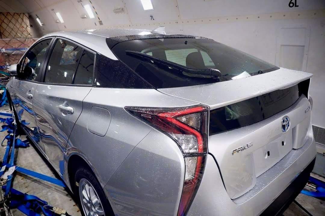 Nieuwe Toyota Prius ongecamoufleerd gespot
