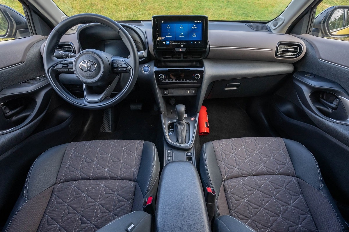 Rijtest Toyota Yaris Cross Hybrid met 116 pk (2022)