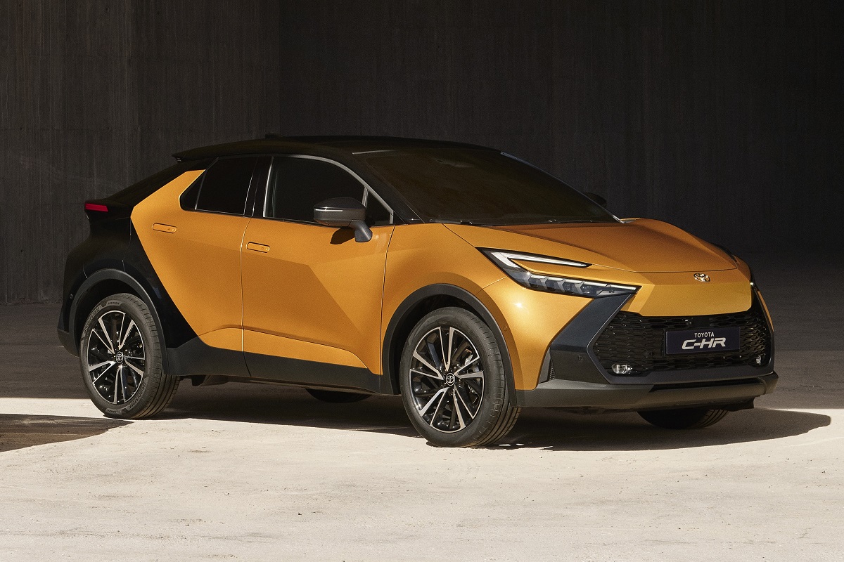 Afmetingen Toyota CHR 2025 Precision Measurements Performance Insights