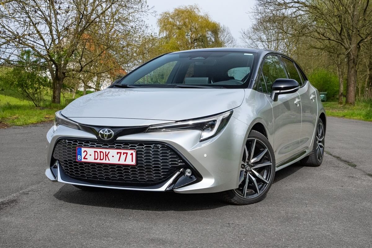 Test Toyota Corolla Hybrid 140 GR Sport (2023)