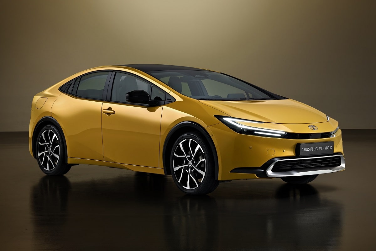 Toyota Prius Fuel Electric Consumption CO2 Emissions 2024 Autotijd be