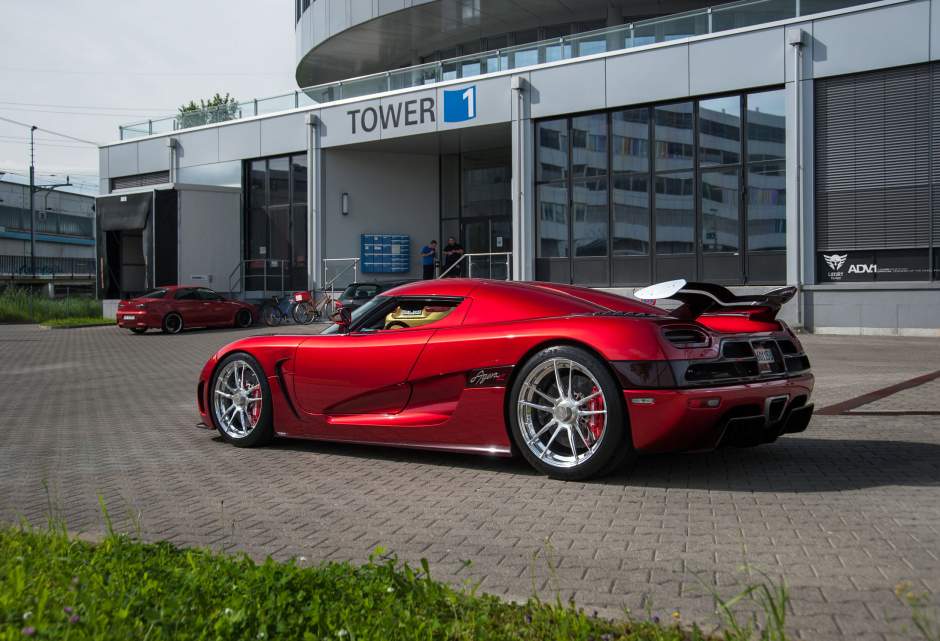 Koenigsegg Agera R blinkt met velgen van ADV.1