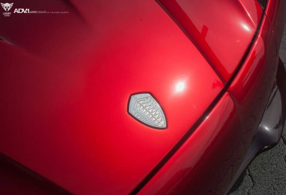 Koenigsegg Agera R blinkt met velgen van ADV.1