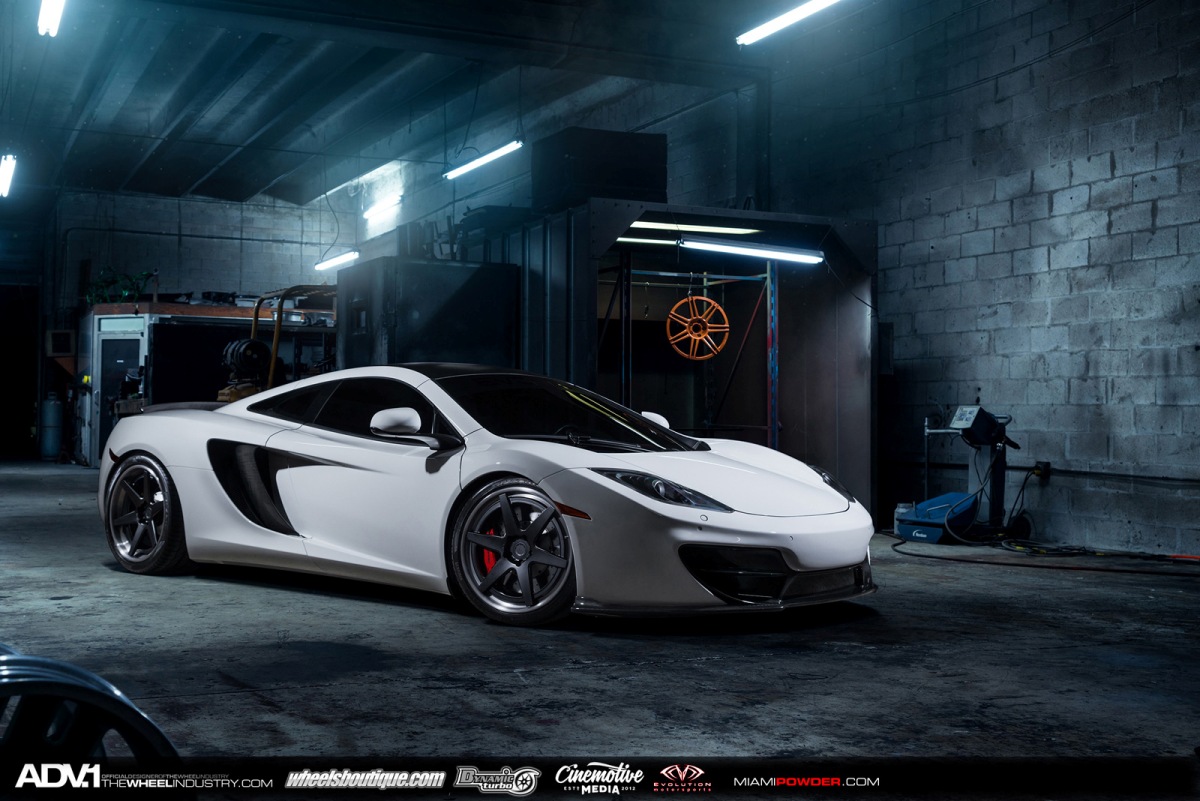 McLaren MP4-12C met ADV.1 velgen levert mooie plaatjes op