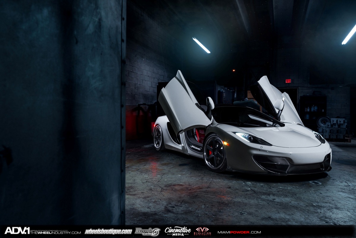 McLaren MP4-12C met ADV.1 velgen levert mooie plaatjes op