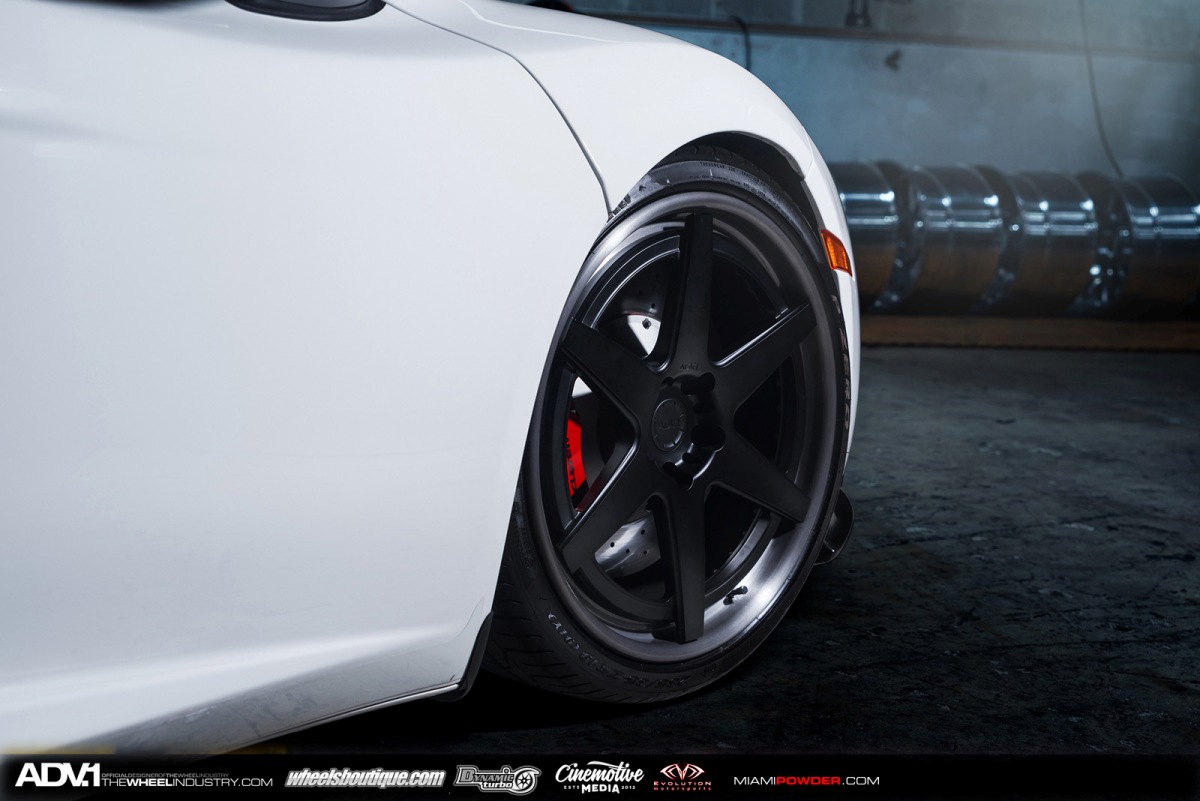 McLaren MP4-12C met ADV.1 velgen levert mooie plaatjes op