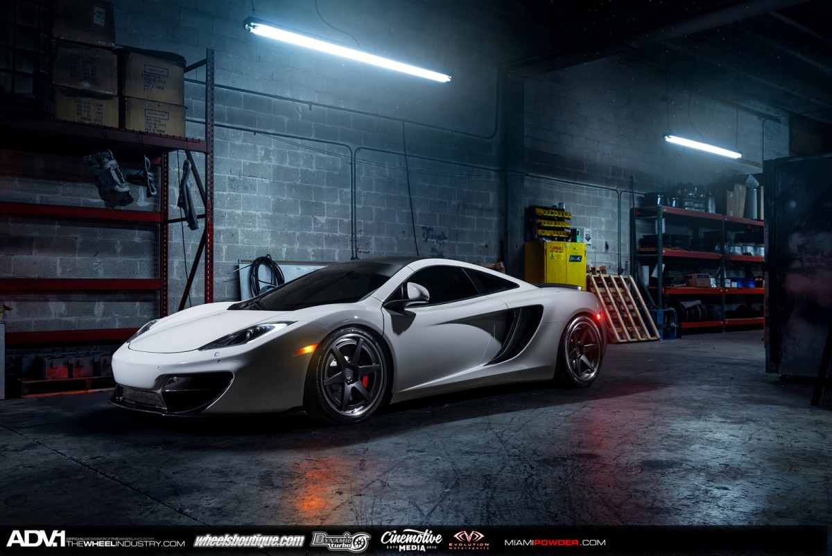 McLaren MP4-12C met ADV.1 velgen levert mooie plaatjes op
