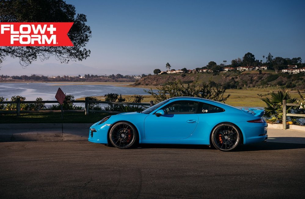 HRE heeft perfecte velgen voor je smurfblauwe Porsche 911 Carrera S