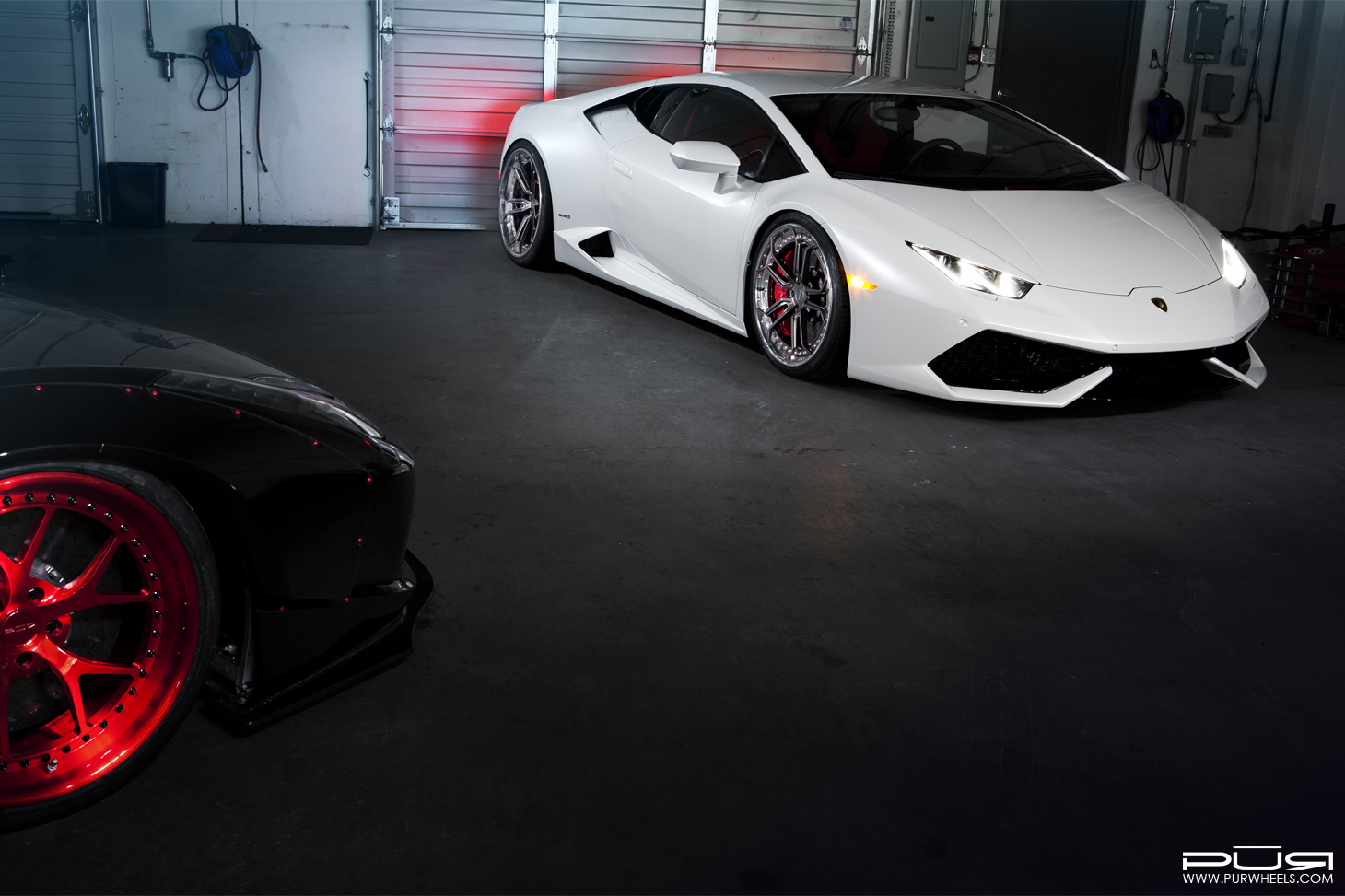 Witte Lamborghini Huracán op velgen van PUR Wheels