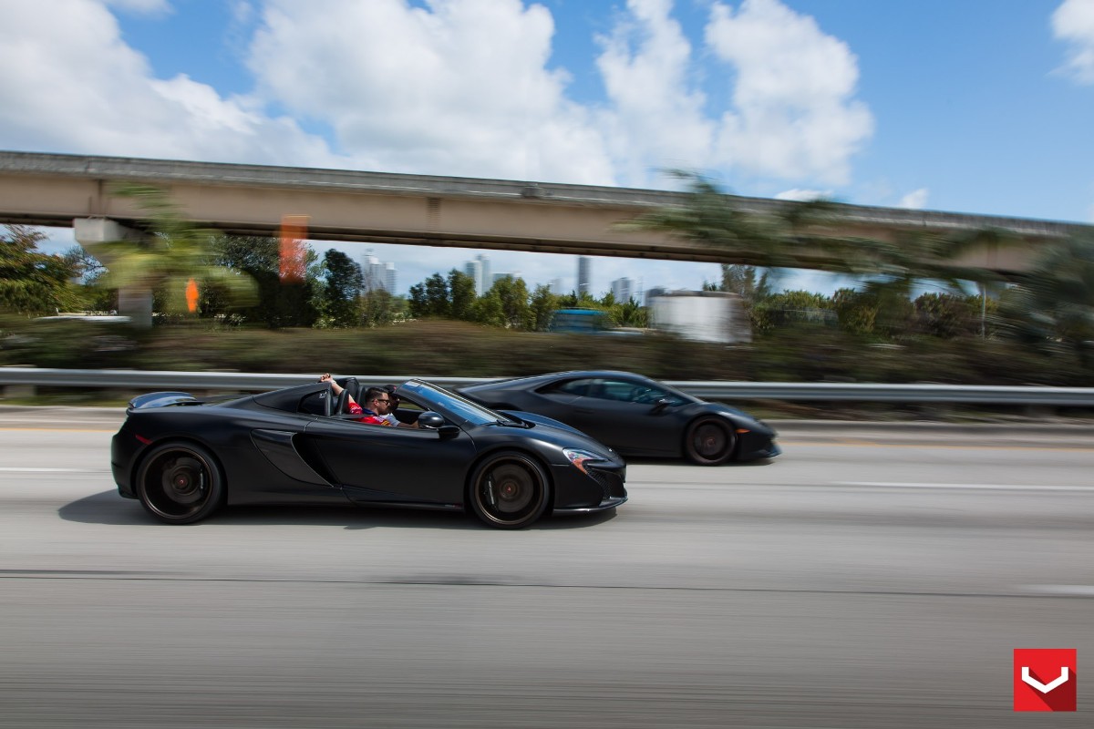 Volledige fotoshoot van Lamborghini Huracán en McLaren 650S Spider op Vossen Wheels