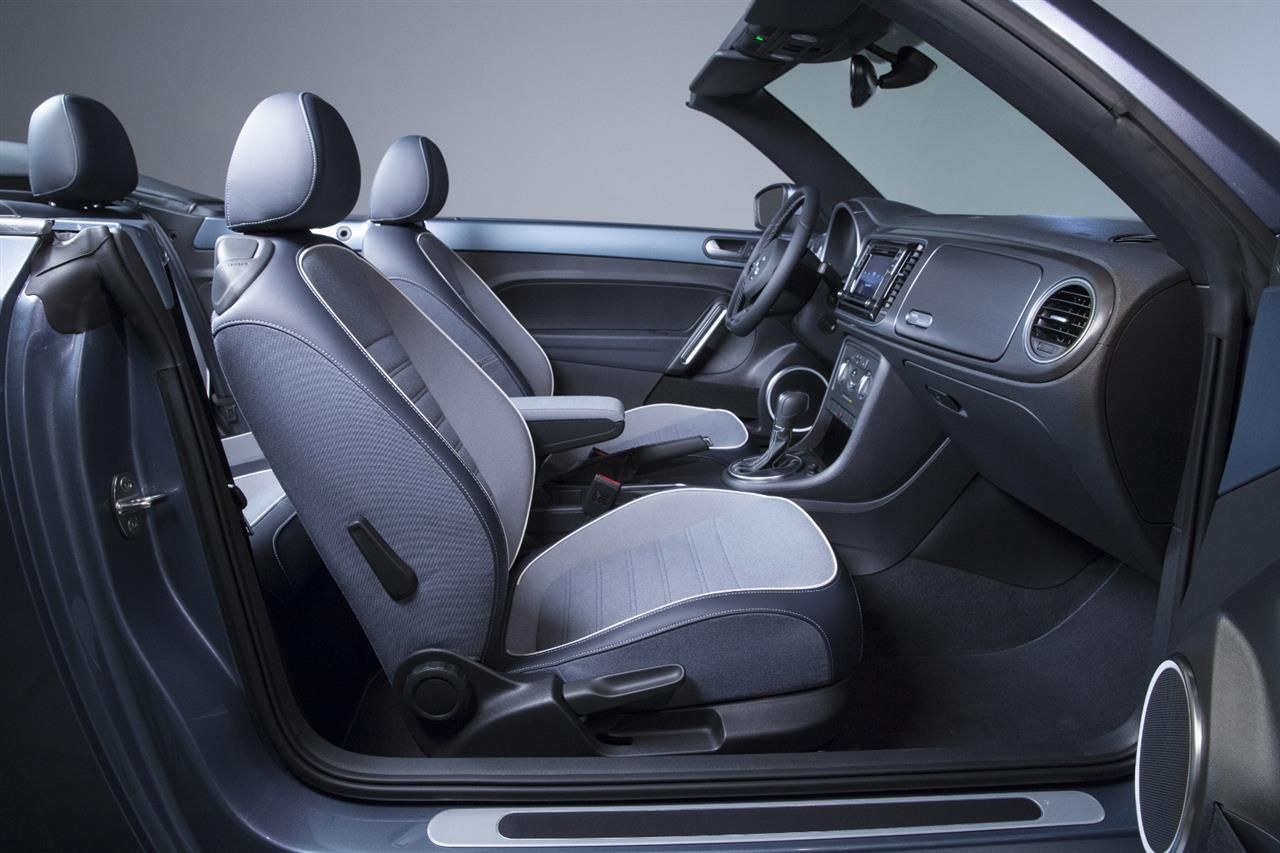 Volkswagen stelt Beetle Dune en Denim voor in Los Angeles