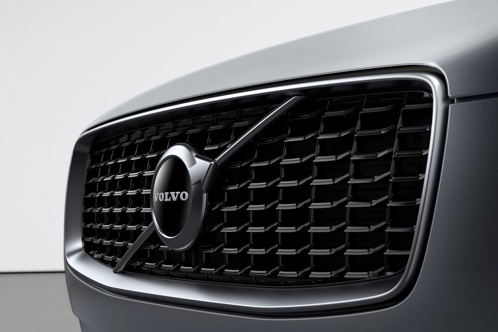 Opfrisbeurt en nieuwe motoren voor Volvo XC90